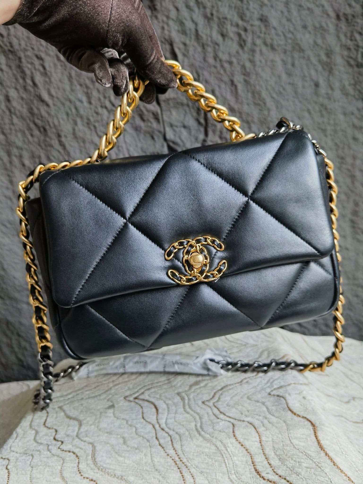CHANEL 19 HANDBAG AS1160 Top quality version