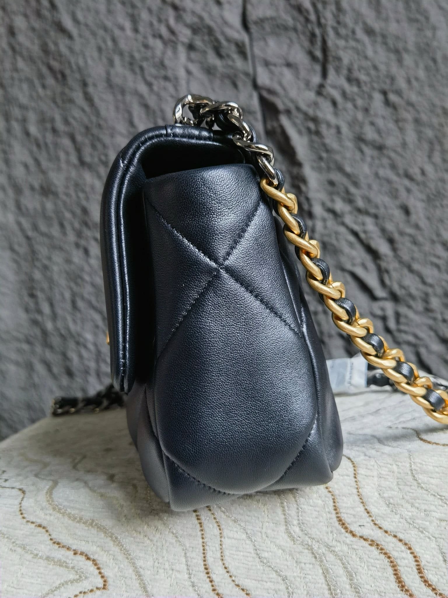 CHANEL 19 HANDBAG AS1160 Top quality version