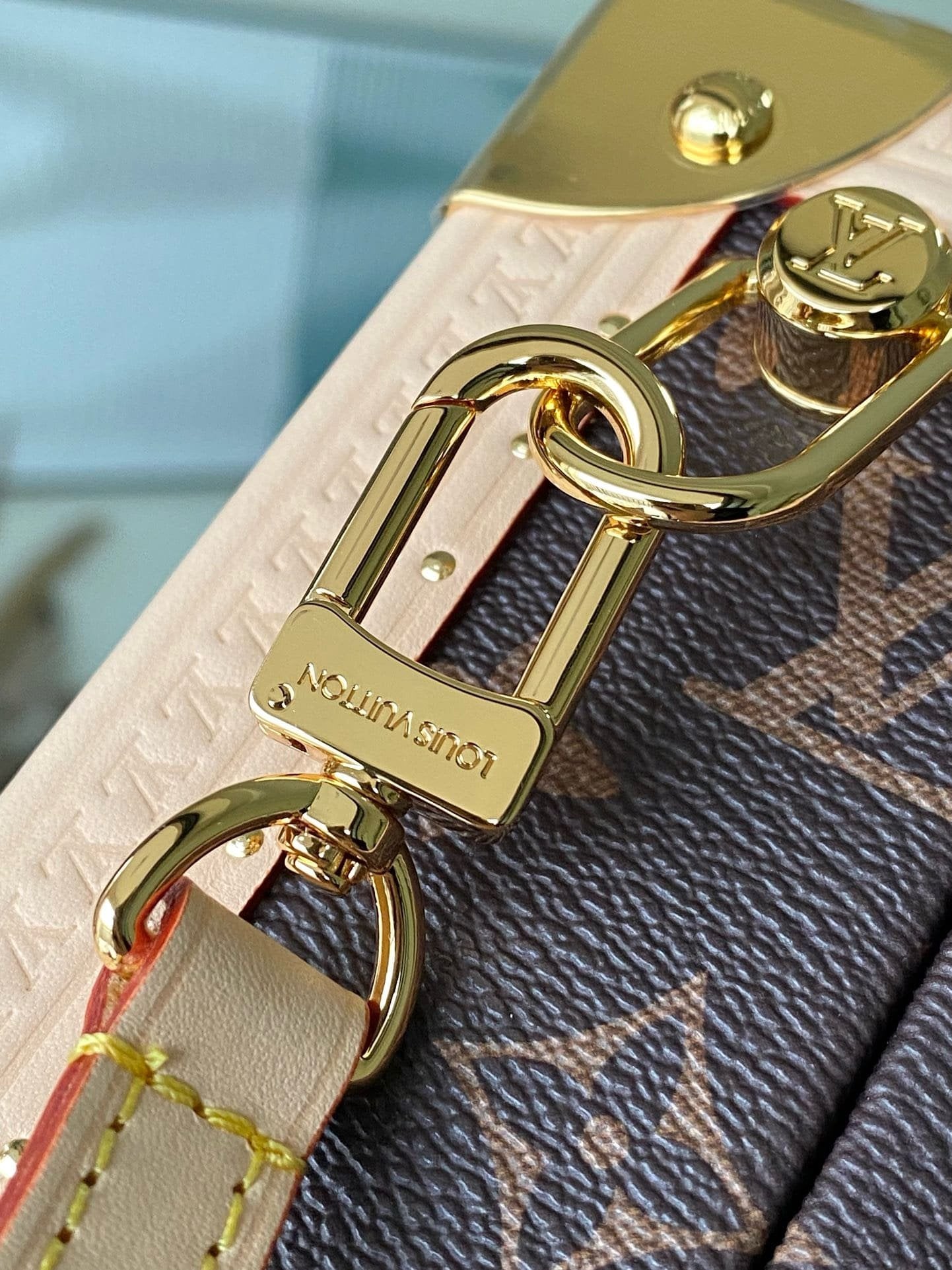 Louis Vuitton M13127 LV x TM Mini Square Trunk