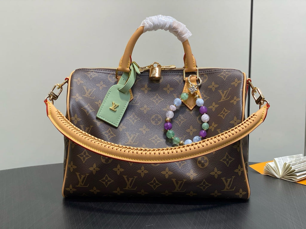 Louis Vuitton M15107 Speedy Soft 30 Lucky