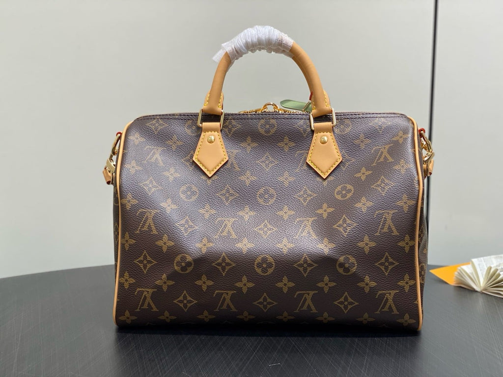 Louis Vuitton M15107 Speedy Soft 30 Lucky