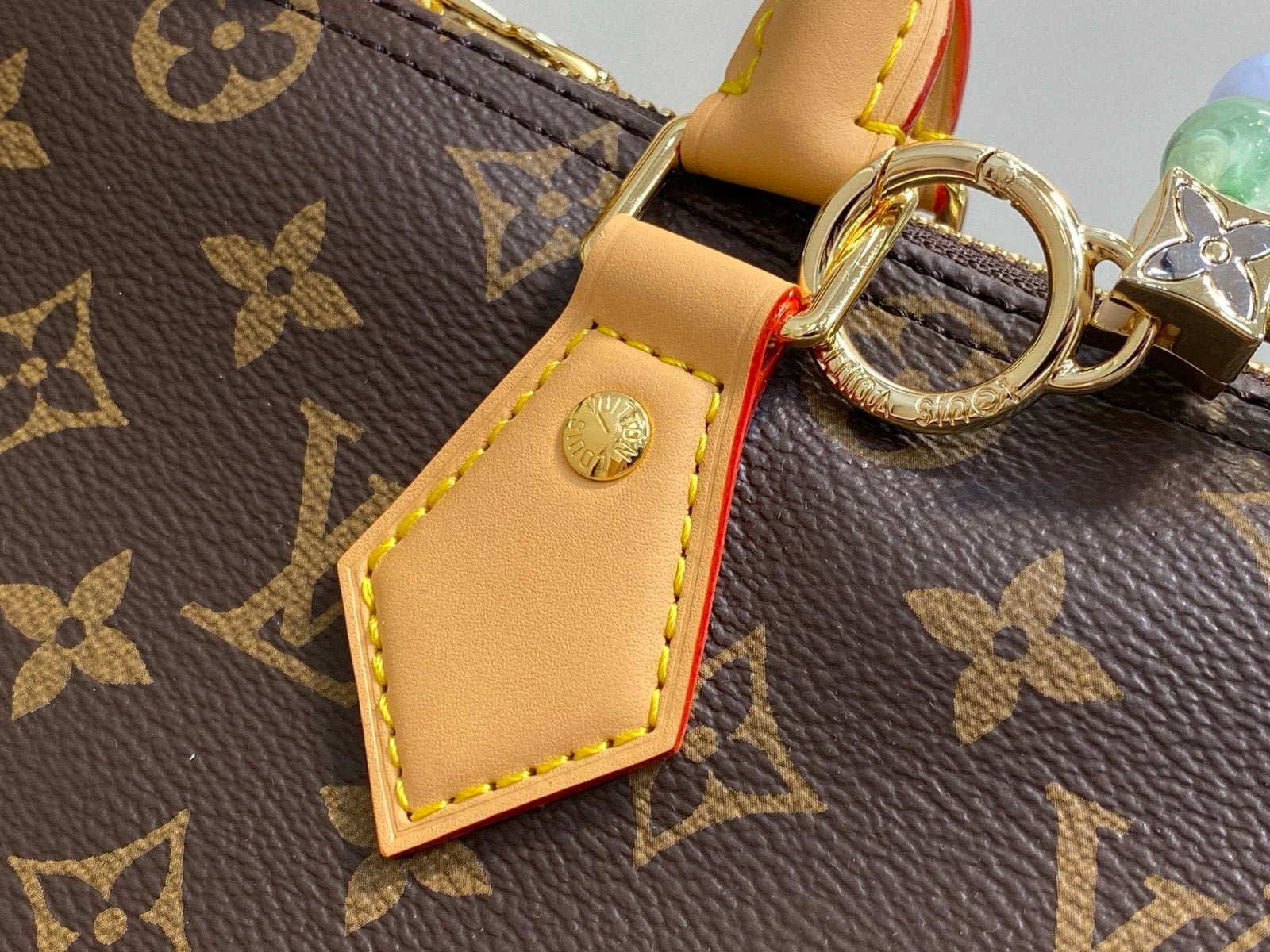 Louis Vuitton M15107 Speedy Soft 30 Lucky