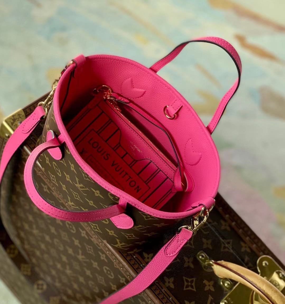 Louis Vuitton M12106 Neverfull Bandoulière Inside Out BB