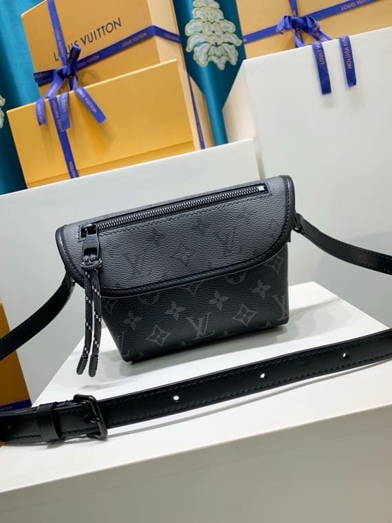 Louis Vuitton M12806 Pulse Wearable Wallet