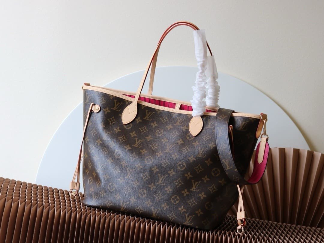 Louis Vuitton M12257 Neverfull Bandoulière Inside Out MM