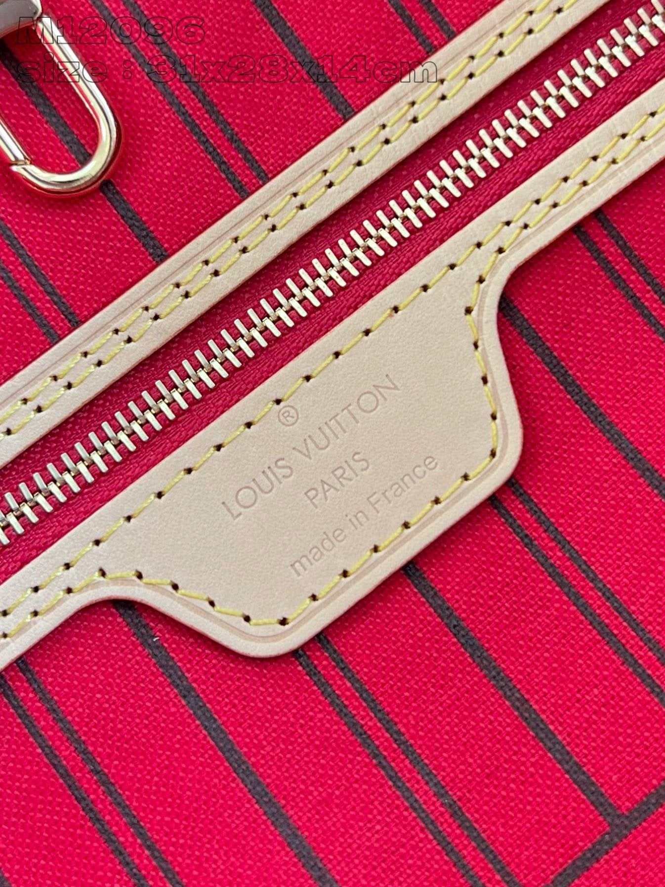 Louis Vuitton M12096 Neverfull Bandoulière Inside Out MM