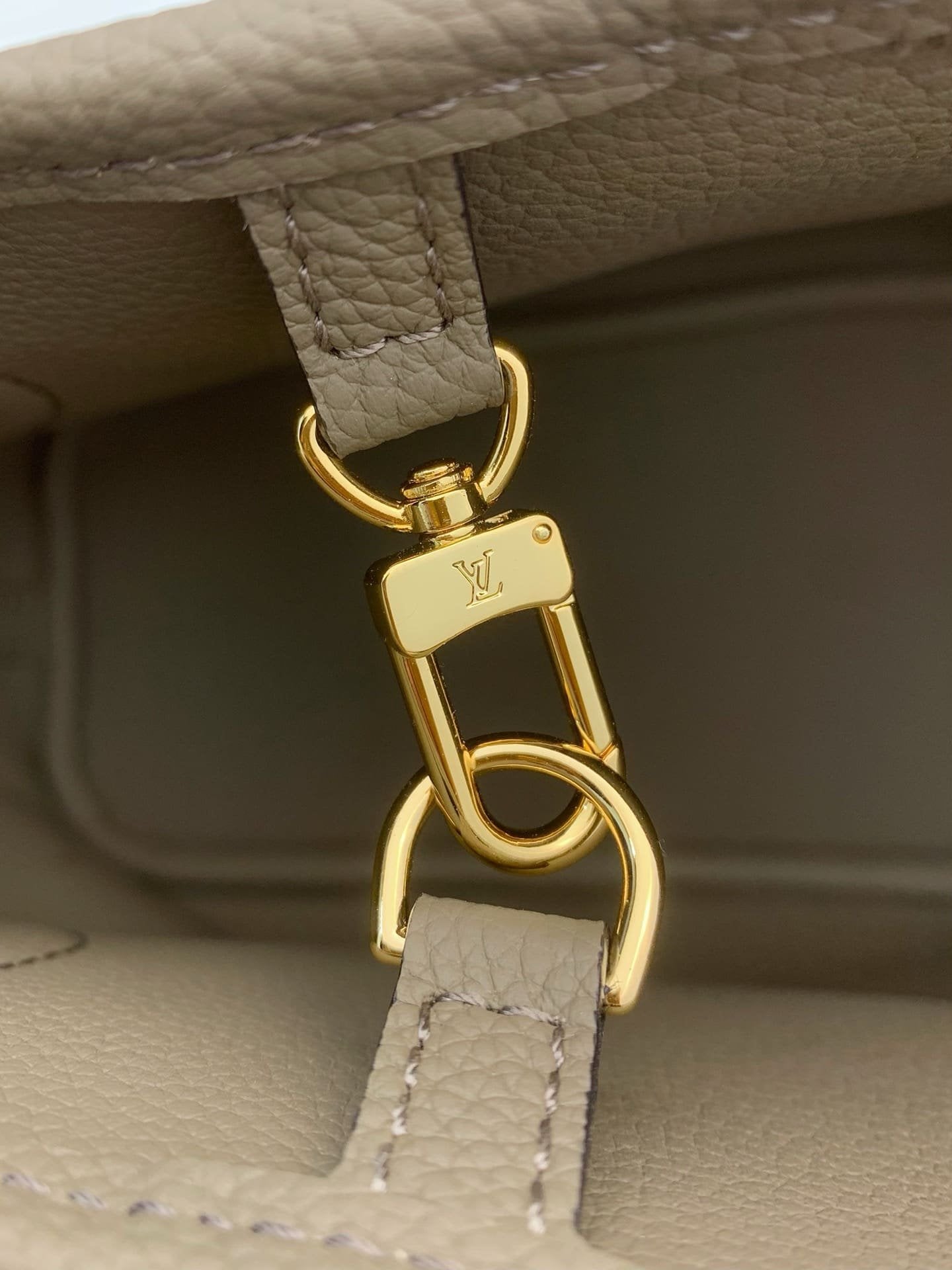 Louis Vuitton M12109 Neverfull Bandoulière Inside Out BB (top quality)