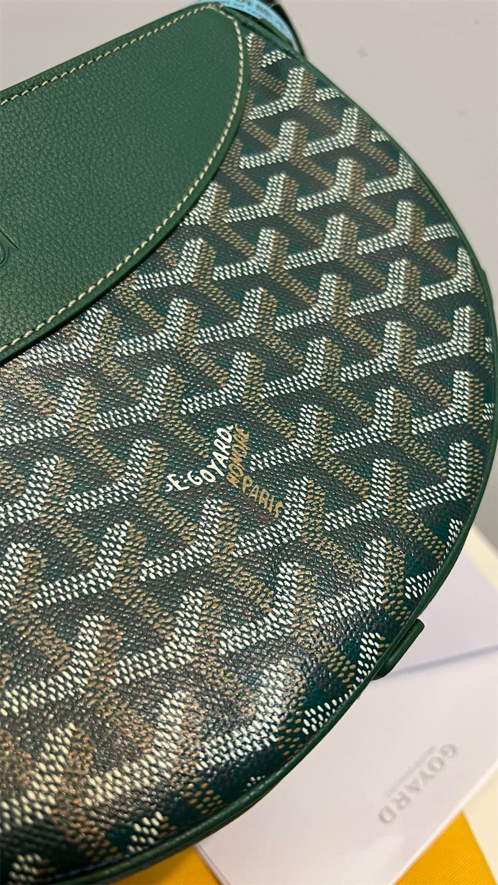 Goyard Hirondelle bag