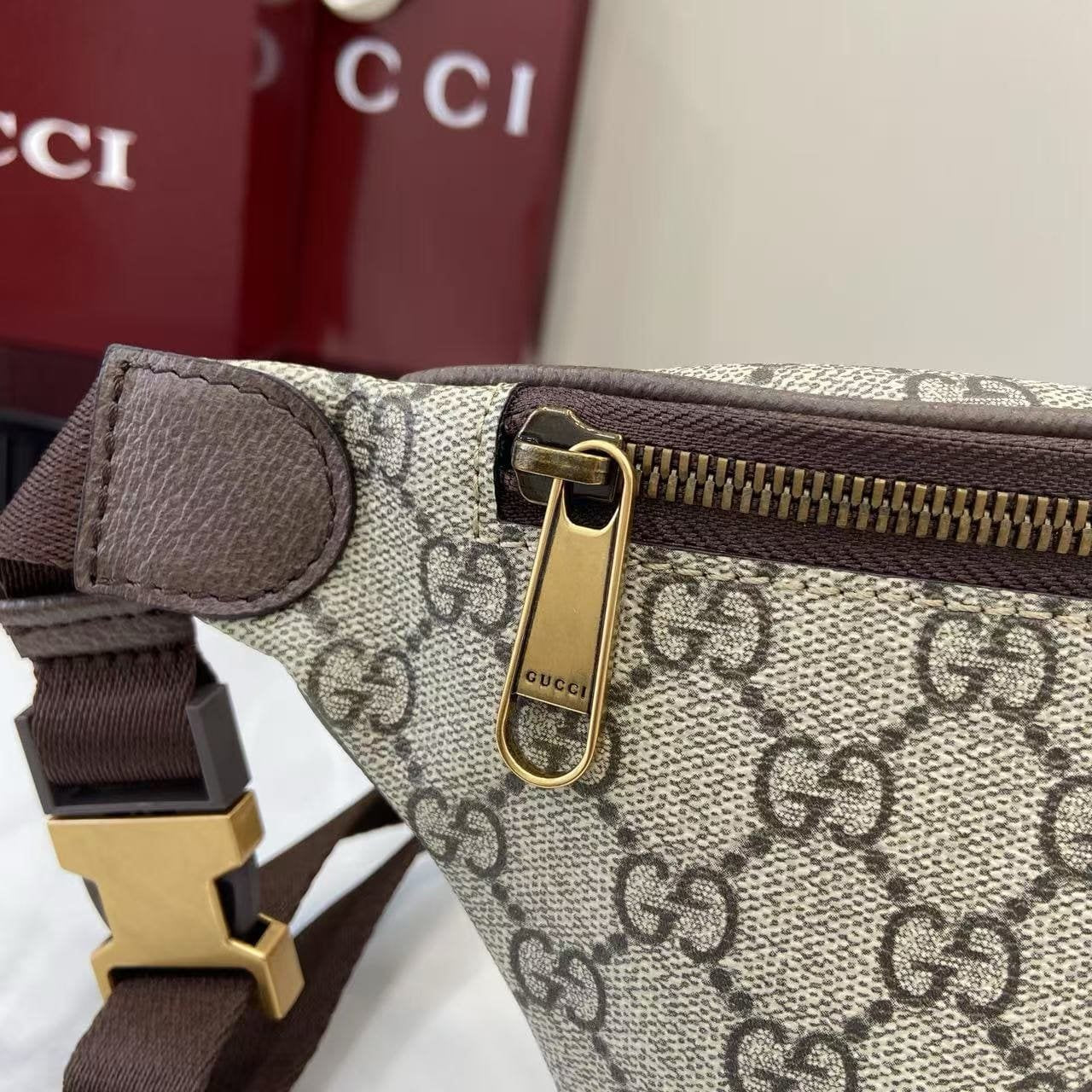 Gucci Ophidia small belt bag