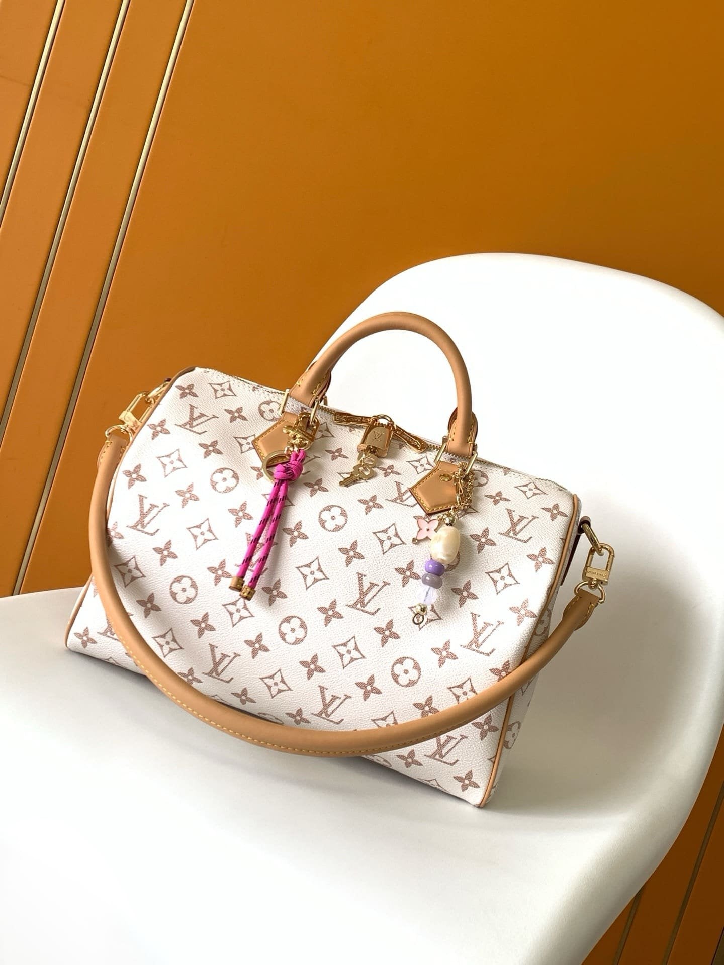Louis Vuitton M15108 Speedy Soft 30 Lucky