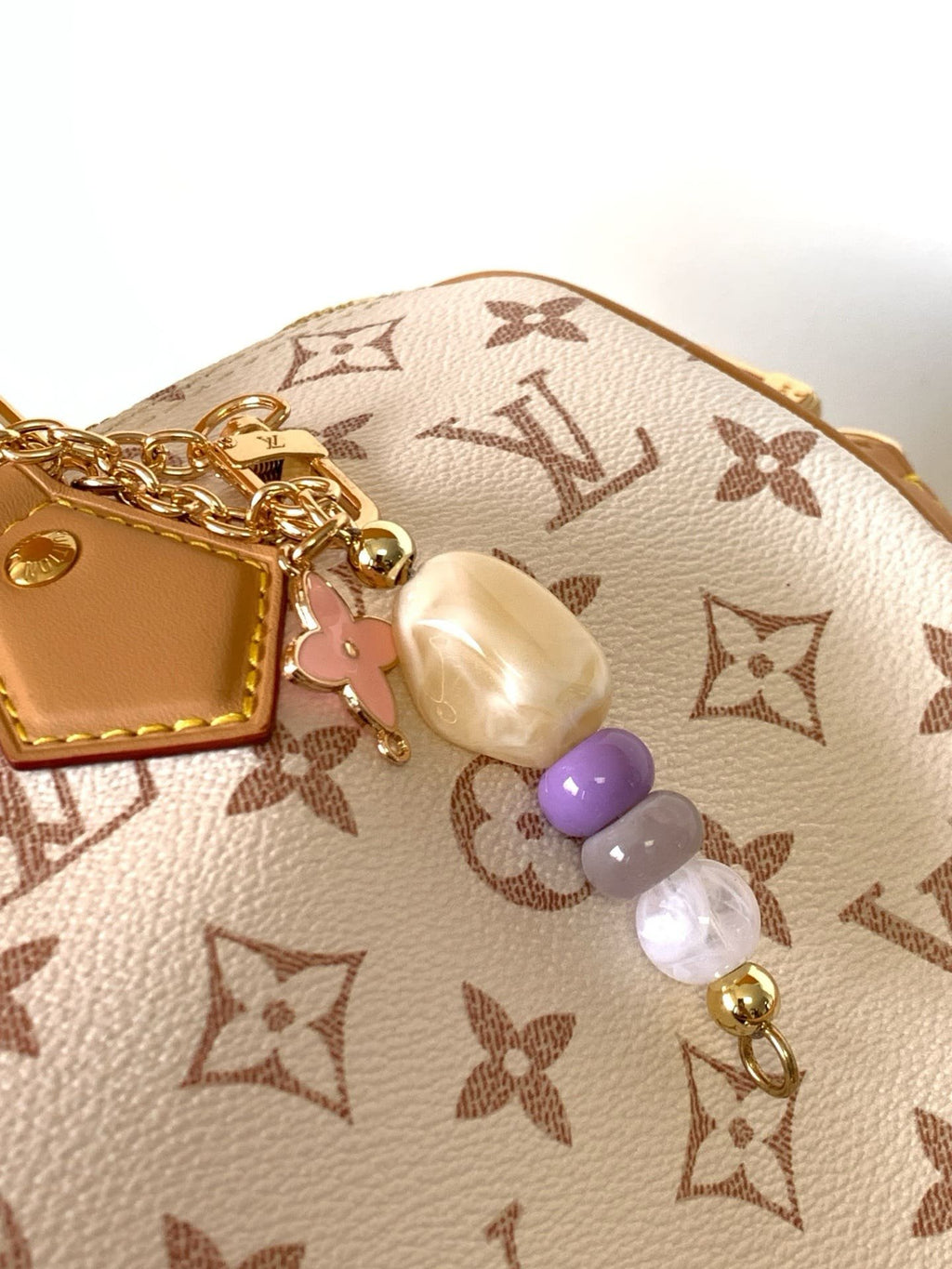 Louis Vuitton M15108 Speedy Soft 30 Lucky