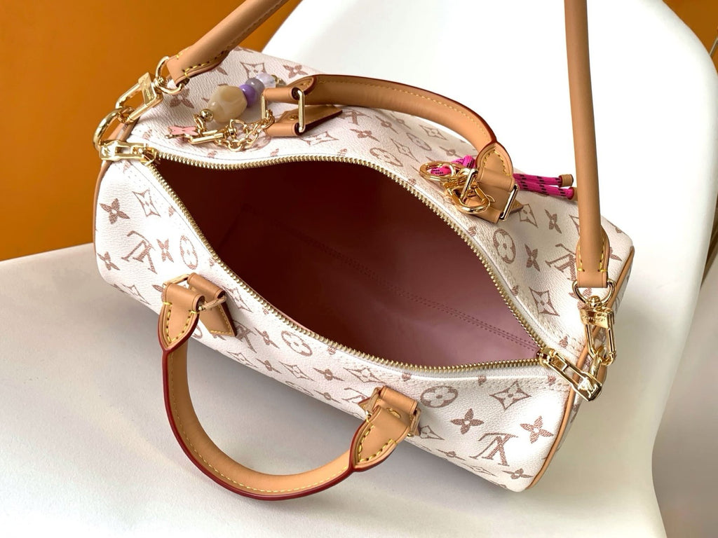Louis Vuitton M15108 Speedy Soft 30 Lucky