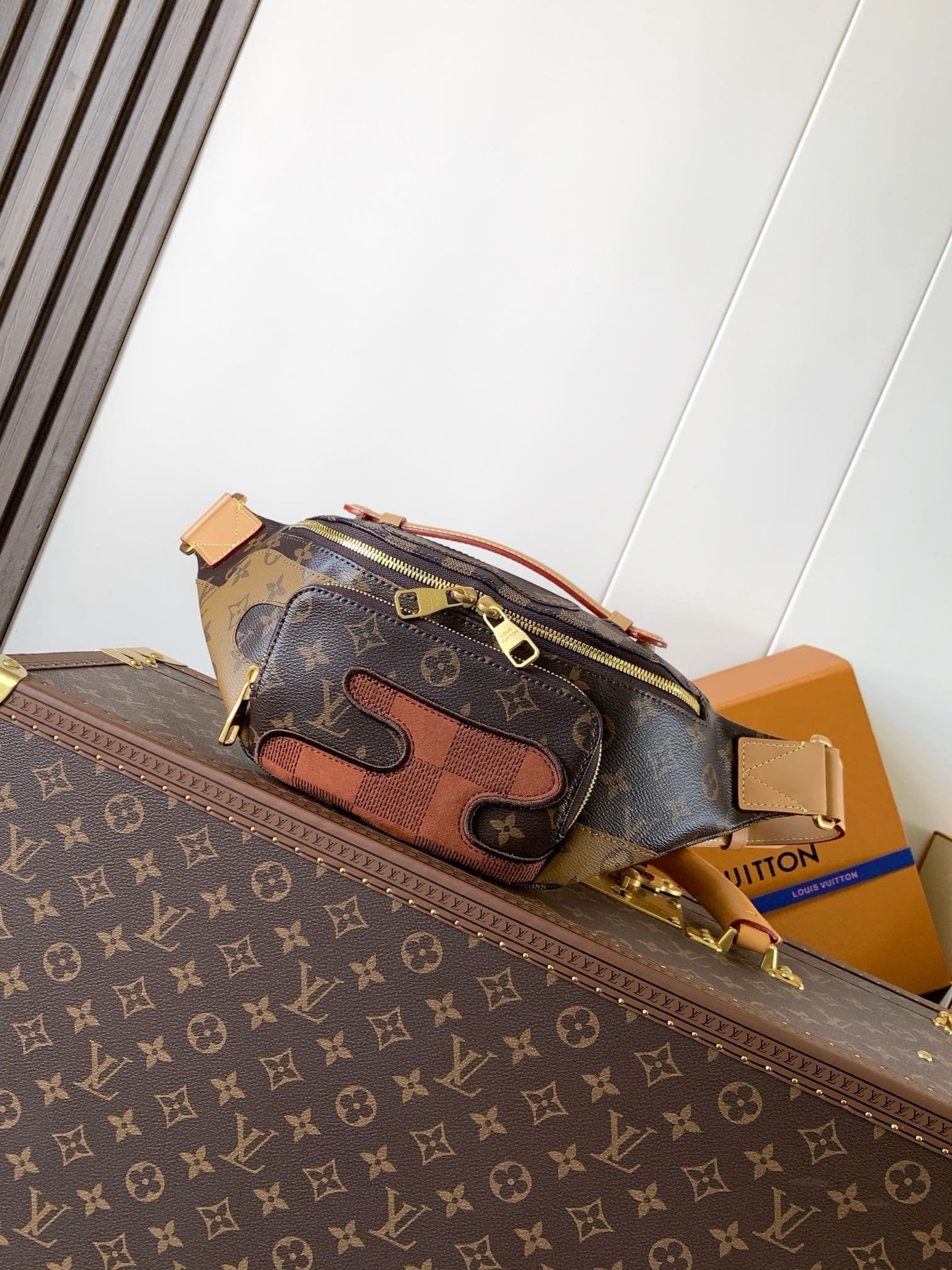 Louis Vuitton M15271 Rush Bumbag