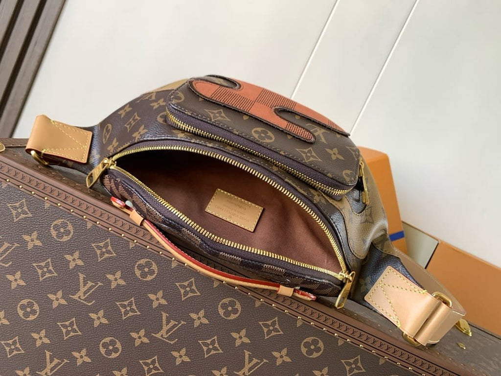 Louis Vuitton M15271 Rush Bumbag