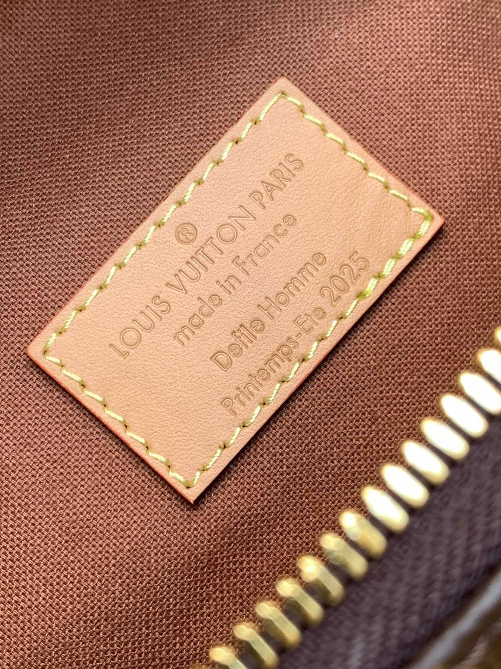 Louis Vuitton M15271 Rush Bumbag