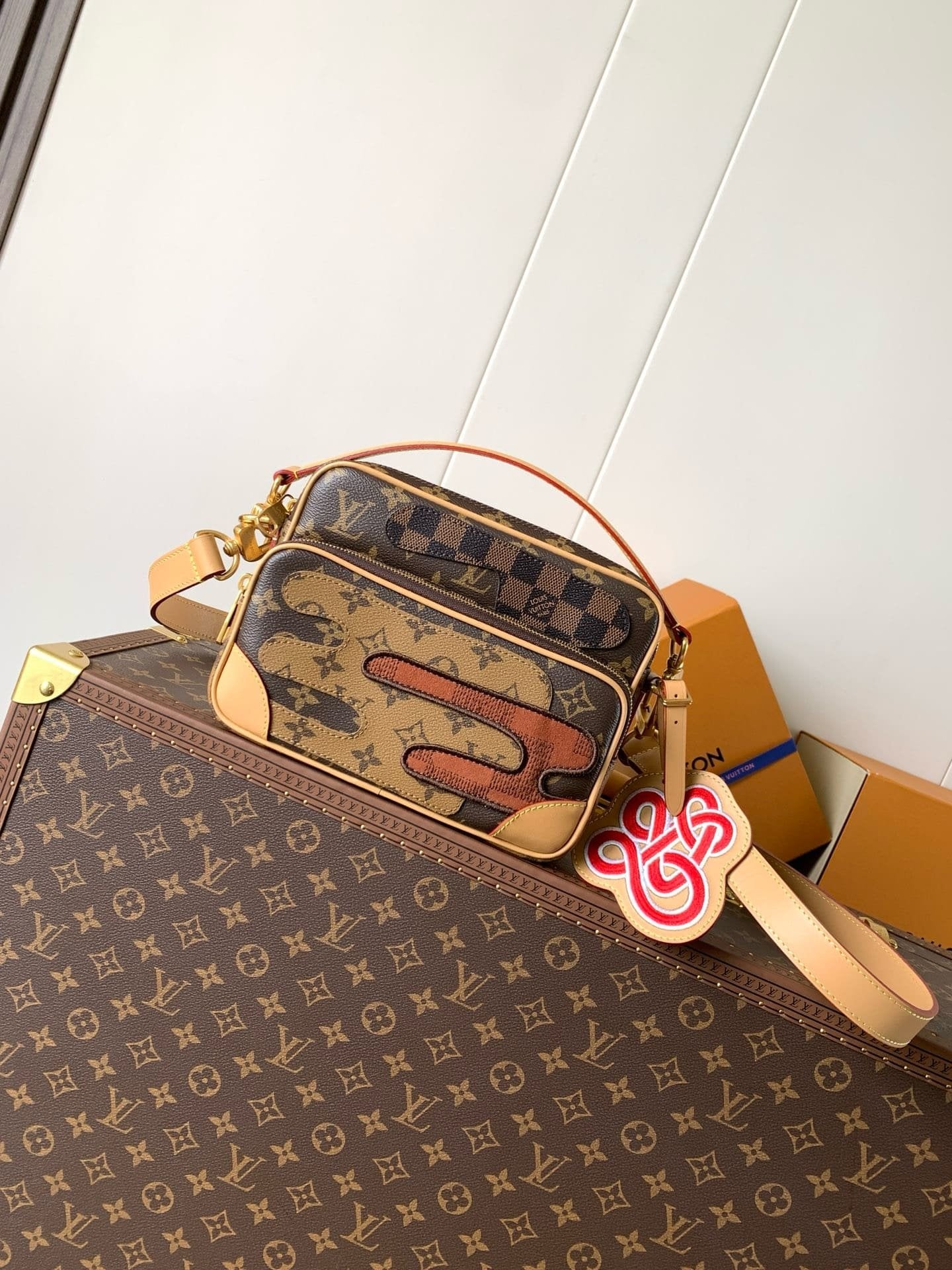 Louis Vuitton M26068 Nil
