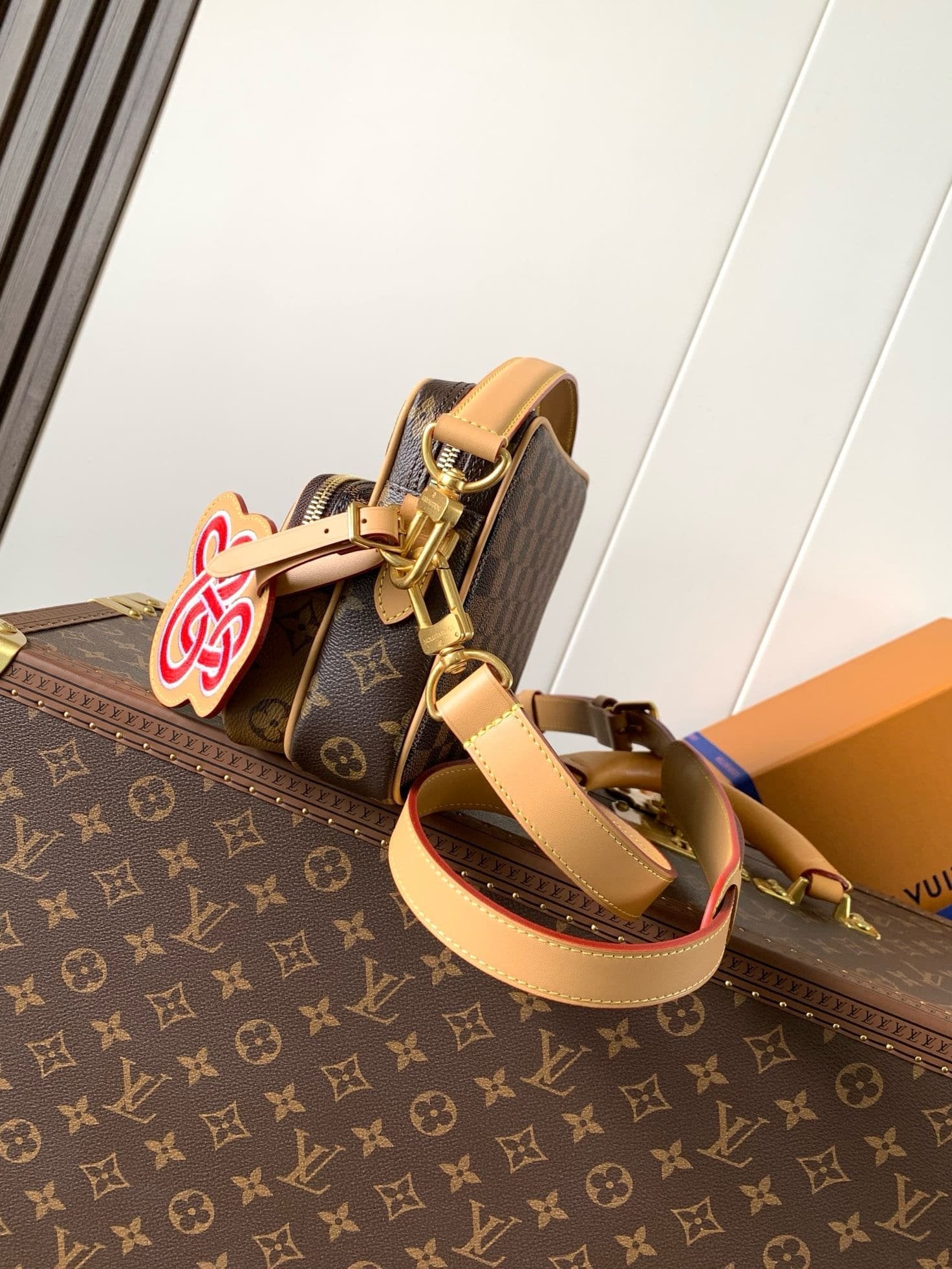 Louis Vuitton M26068 Nil
