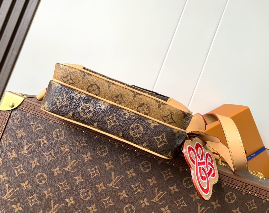 Louis Vuitton M26068 Nil