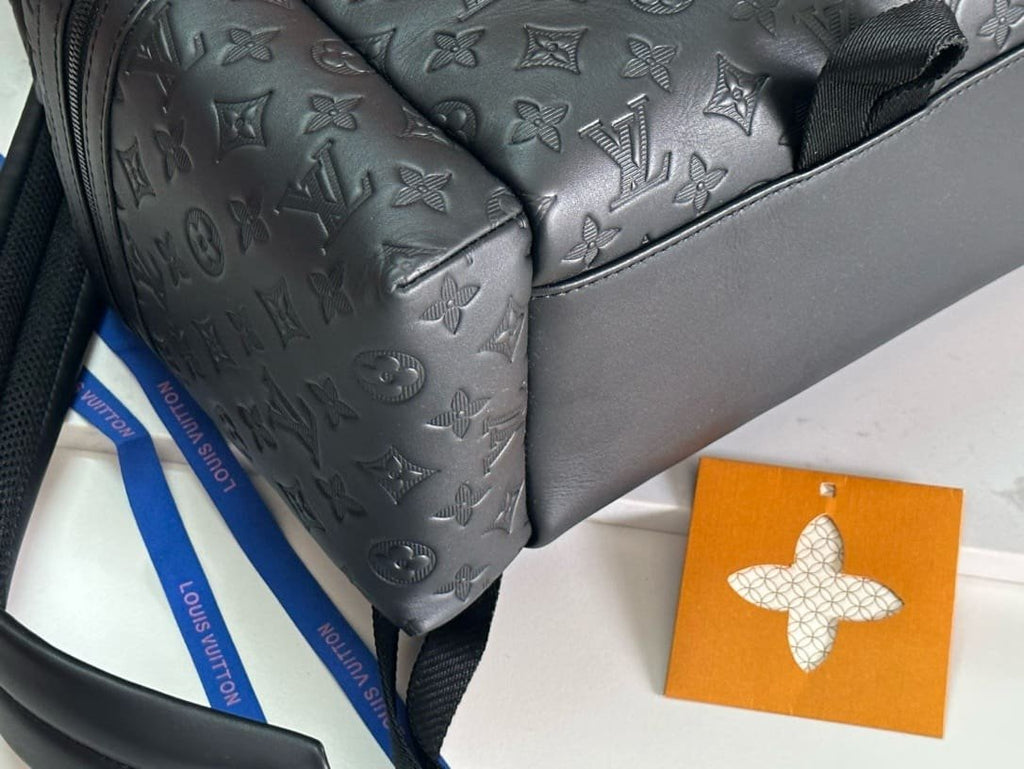 Louis Vuitton M43680 Discovery Backpack
