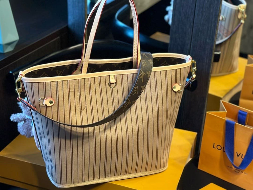 Louis Vuitton M11948 Neverfull Bandoulière Inside Out GM