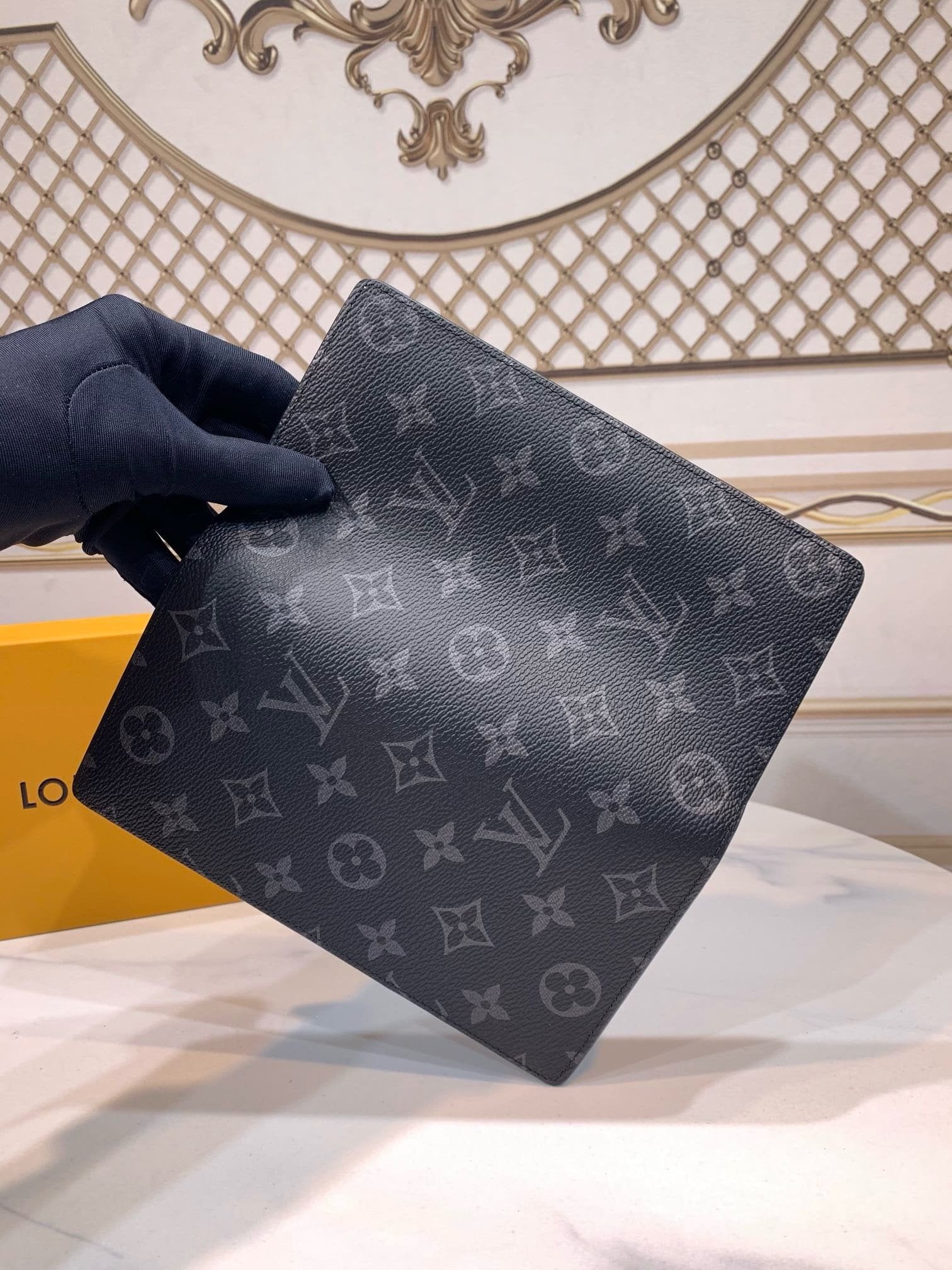 Louis Vuitton M61697 Brazza Wallet