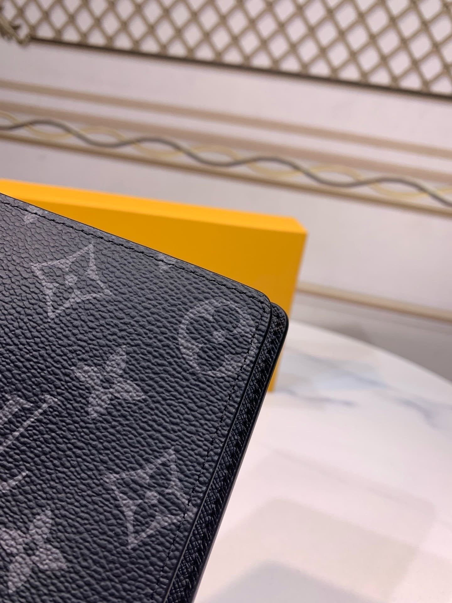 Louis Vuitton M61697 Brazza Wallet