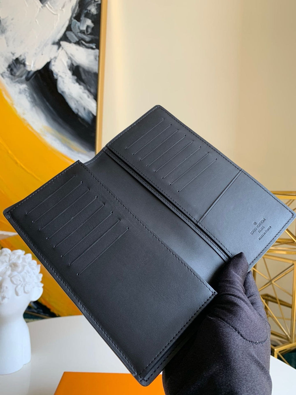 Louis Vuitton M69038 Brazza Wallet