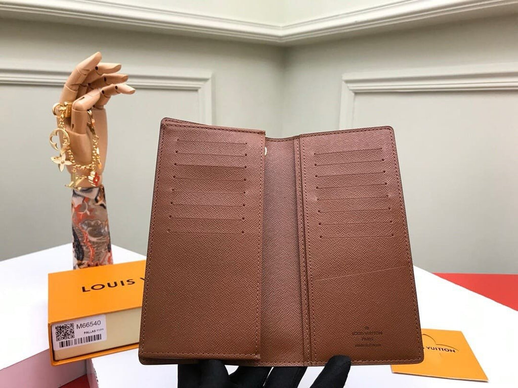 Louis Vuitton M66540 Wallet