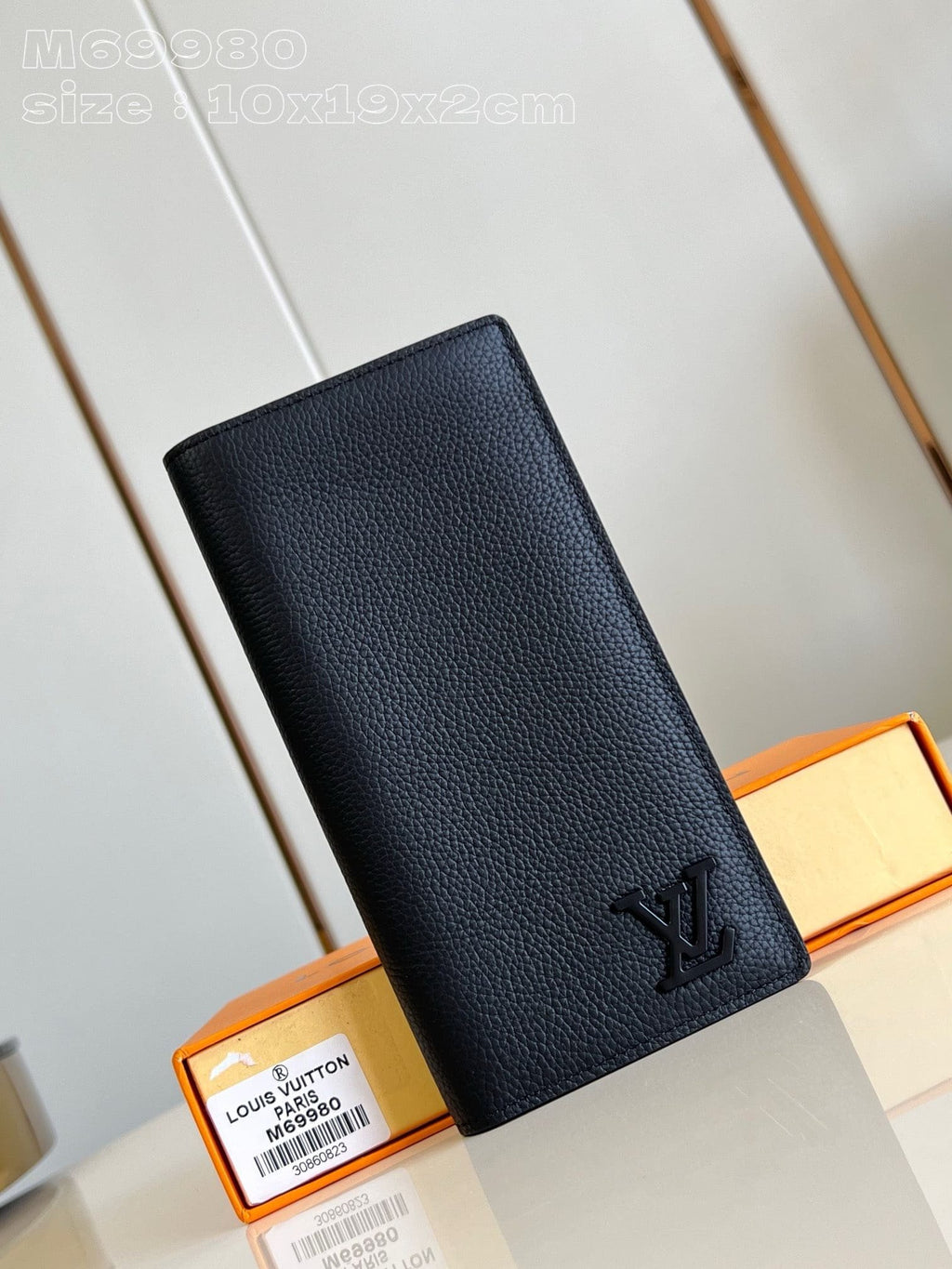 Louis Vuitton M69980 Brazza Wallet