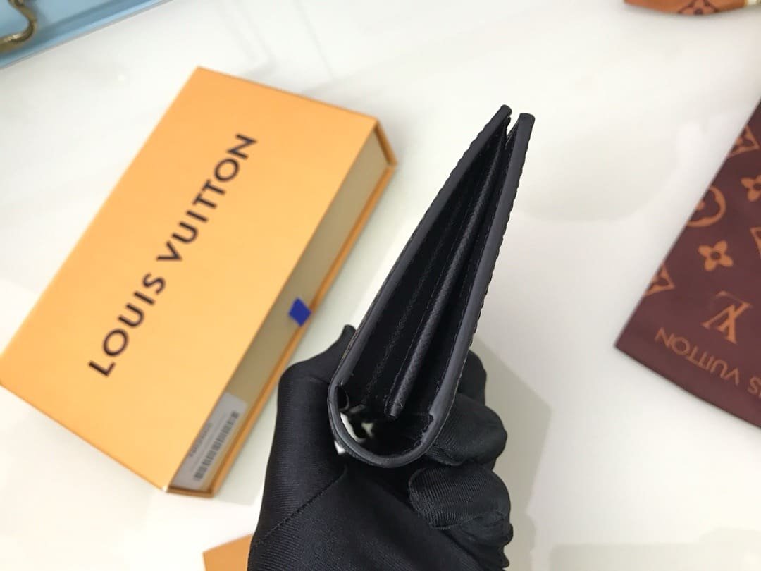 Louis Vuitton N62665 Wallet