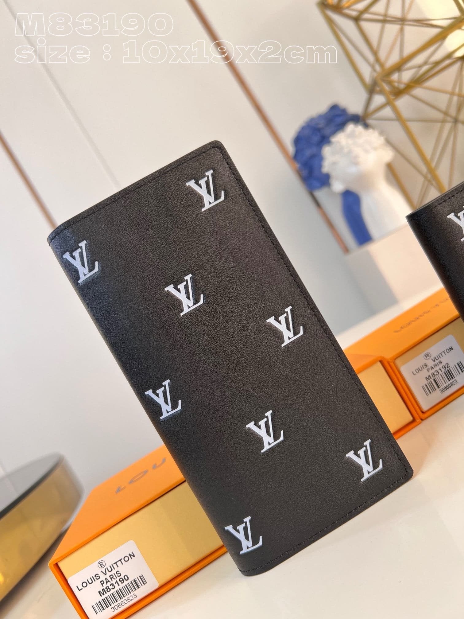 Louis Vuitton M83190 Brazza Wallet