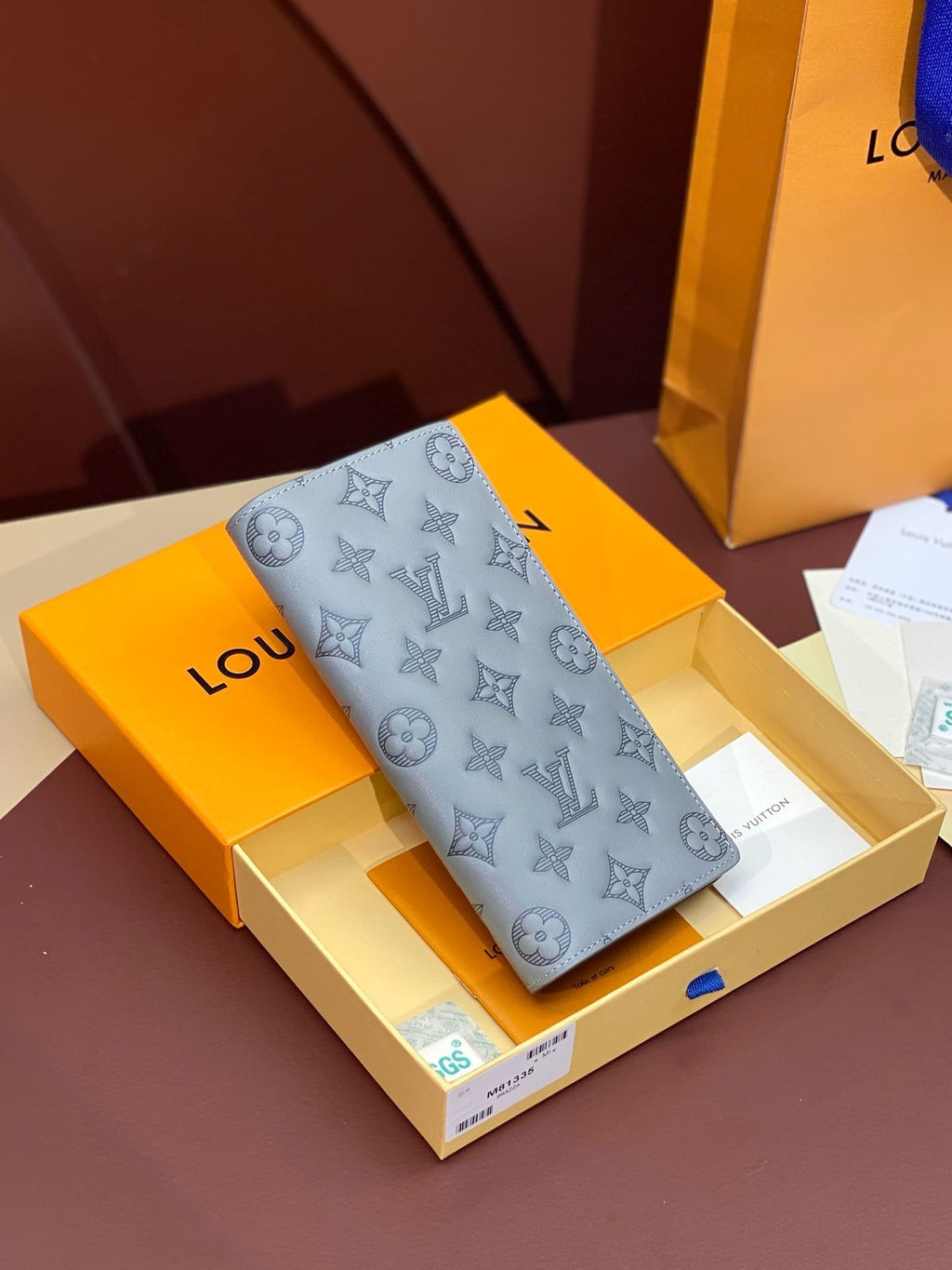 Louis Vuitton M81335 Brazza Wallet