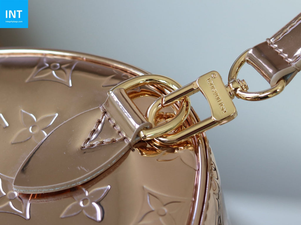 Louis Vuitton M26497 Speedy Bandouliere 25