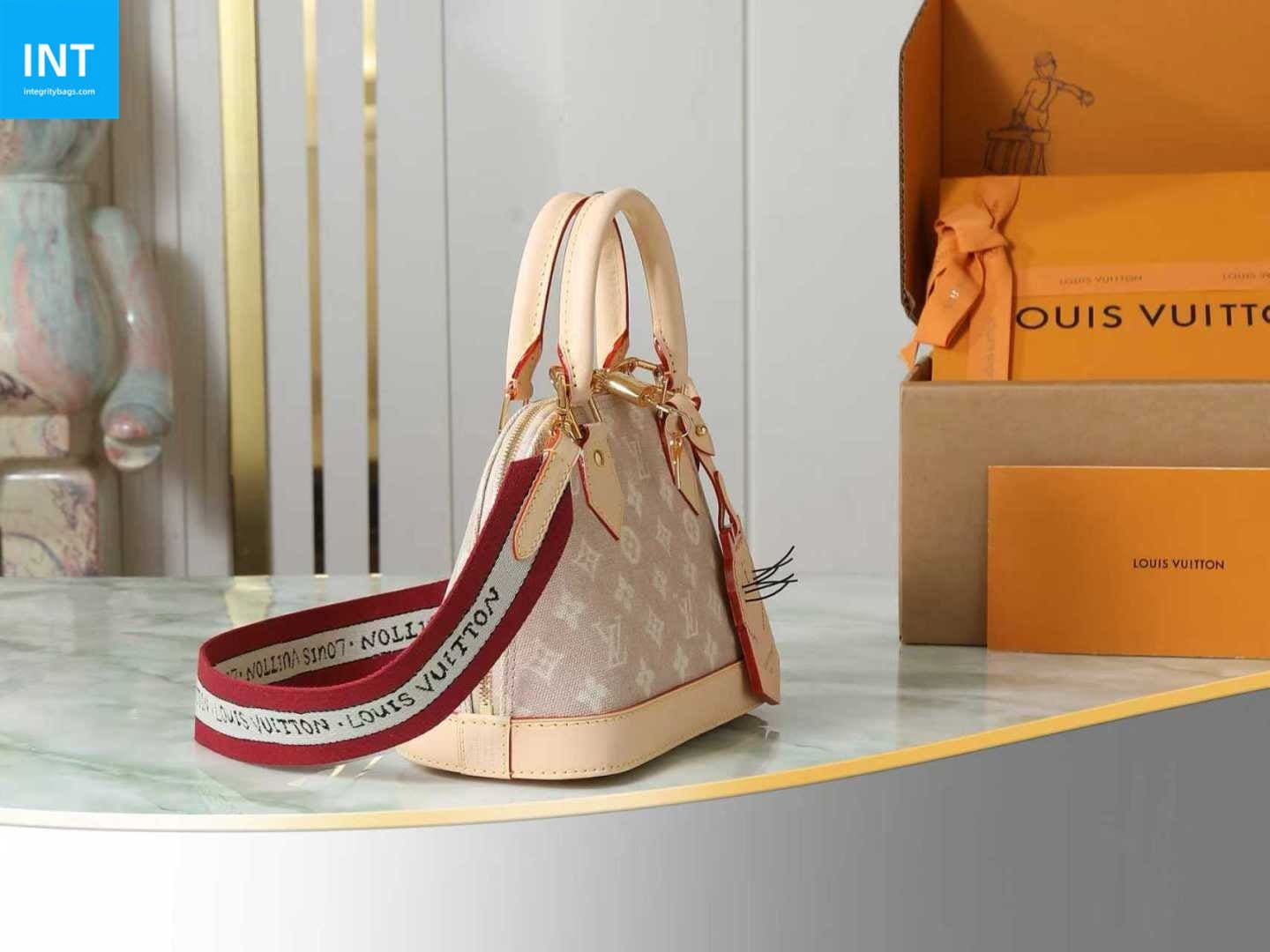 Louis Vuitton M25728 Alma BB