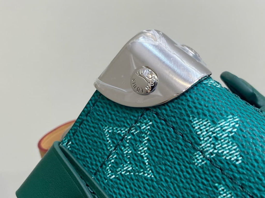Louis Vuitton M12686 Soul Trunk