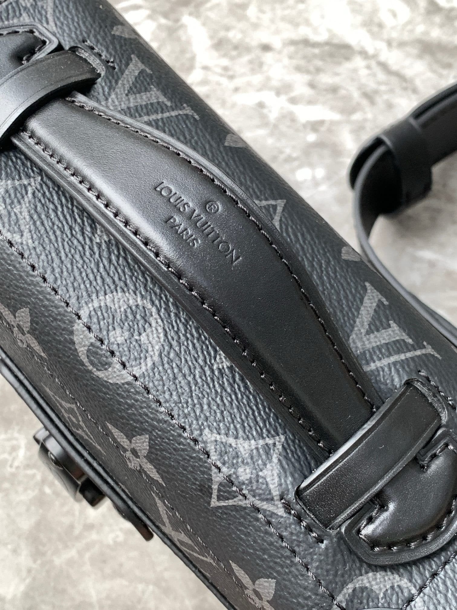 Louis Vuitton M11743 Soul Trunk
