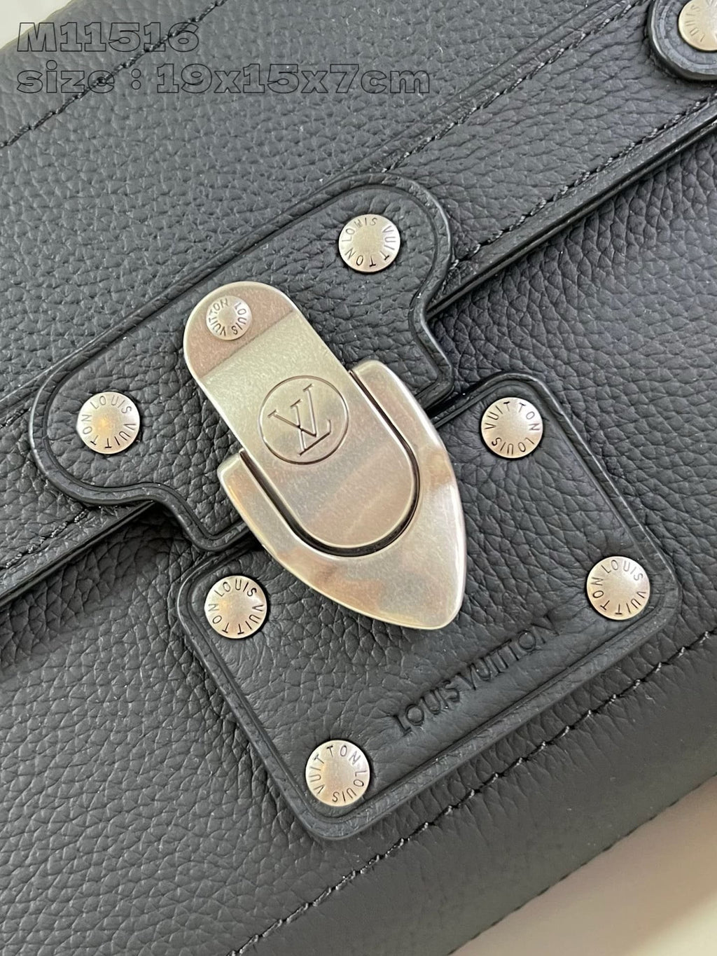 Louis Vuitton M11516 Soul Trunk