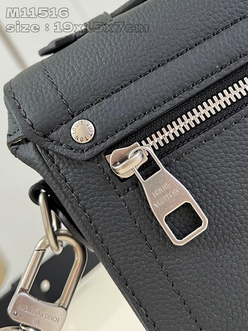 Louis Vuitton M11516 Soul Trunk
