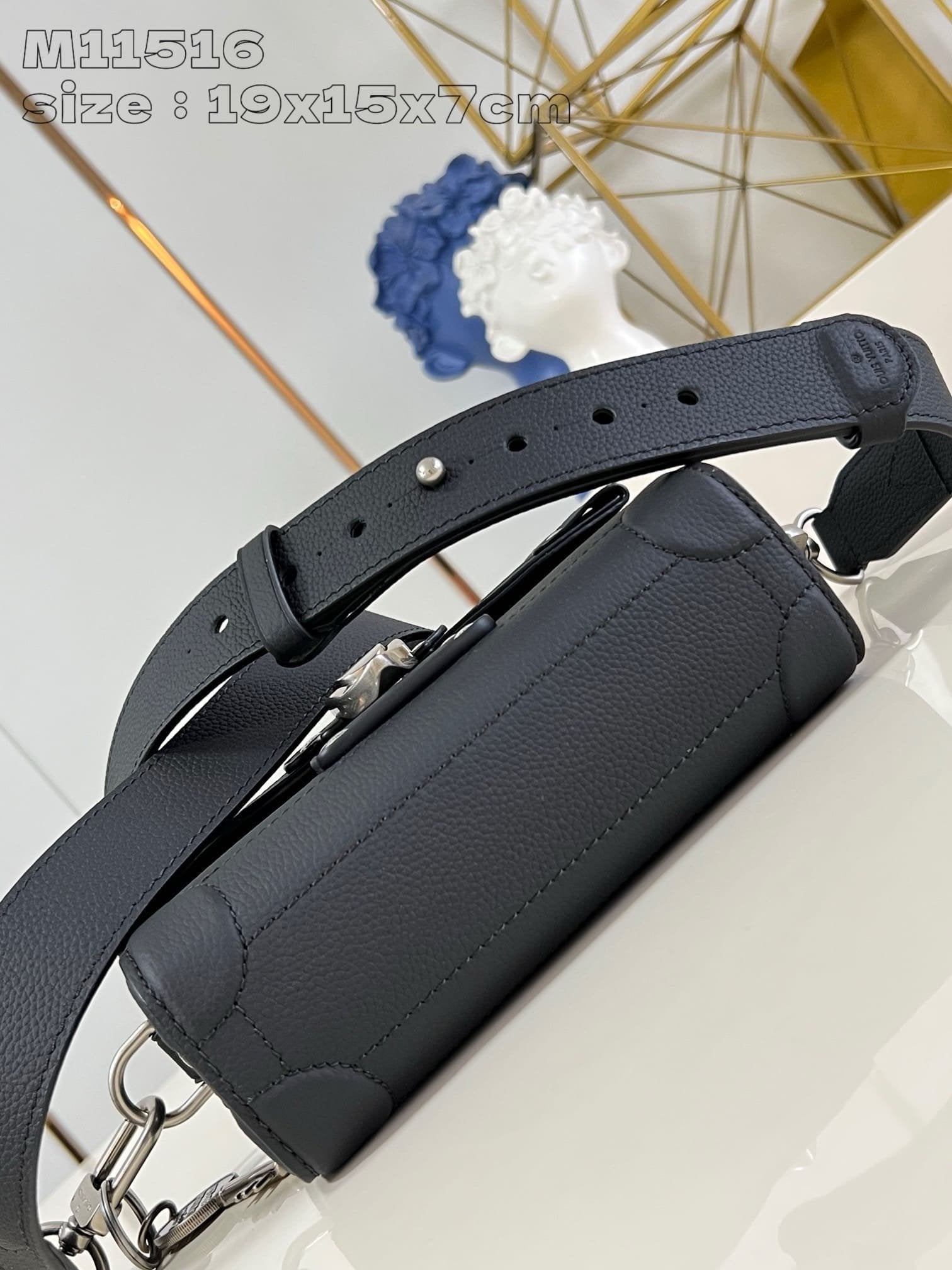 Louis Vuitton M11516 Soul Trunk