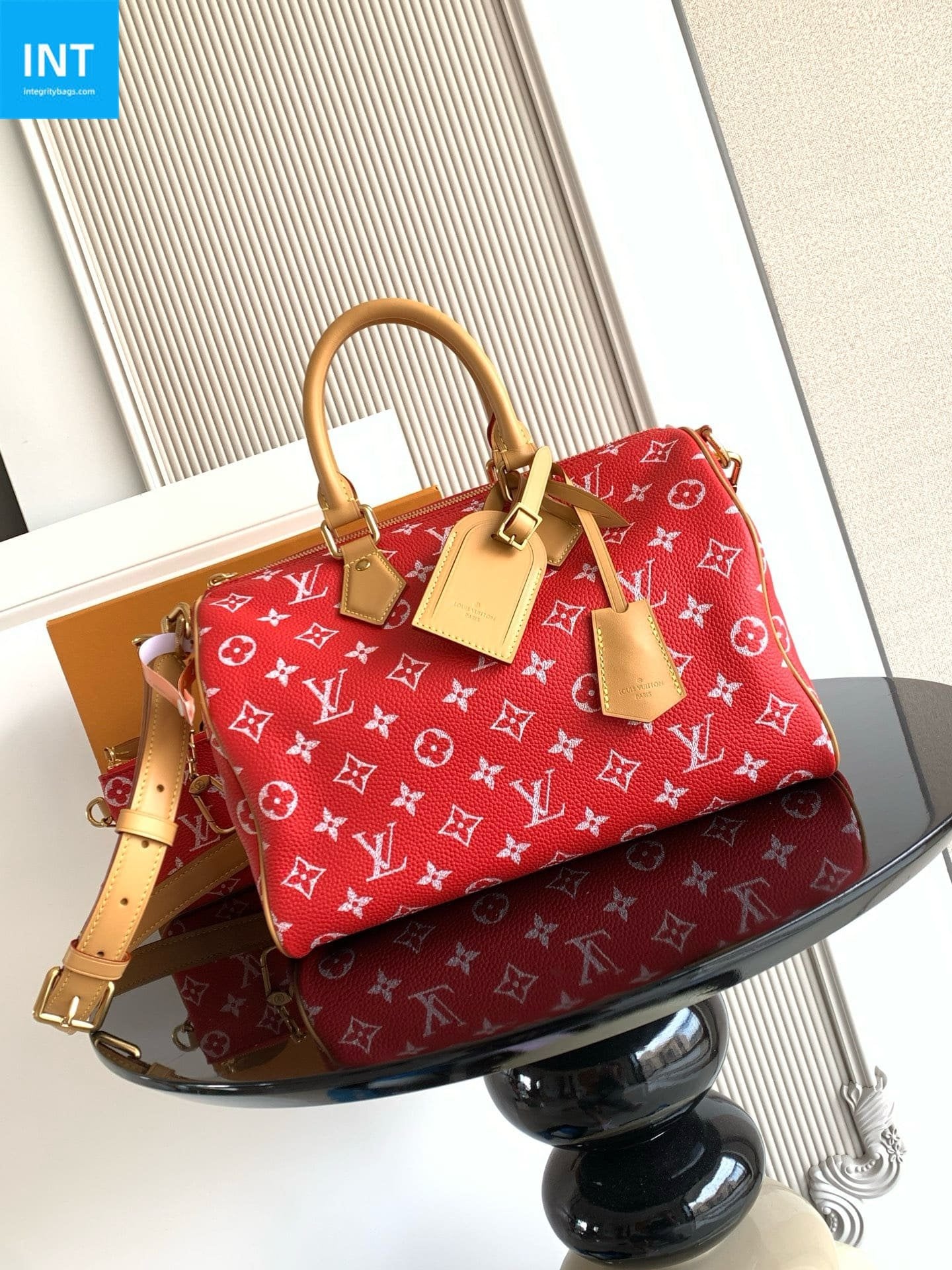 Louis Vuitton M14067 Speedy P9 Bandoulière 30