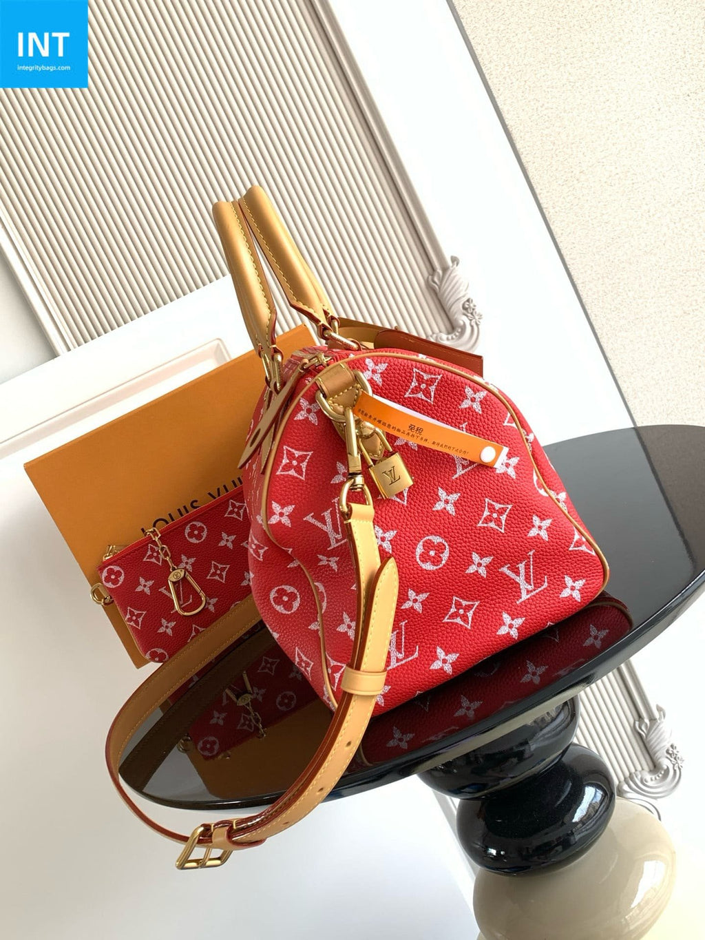 Louis Vuitton M14067 Speedy P9 Bandoulière 30