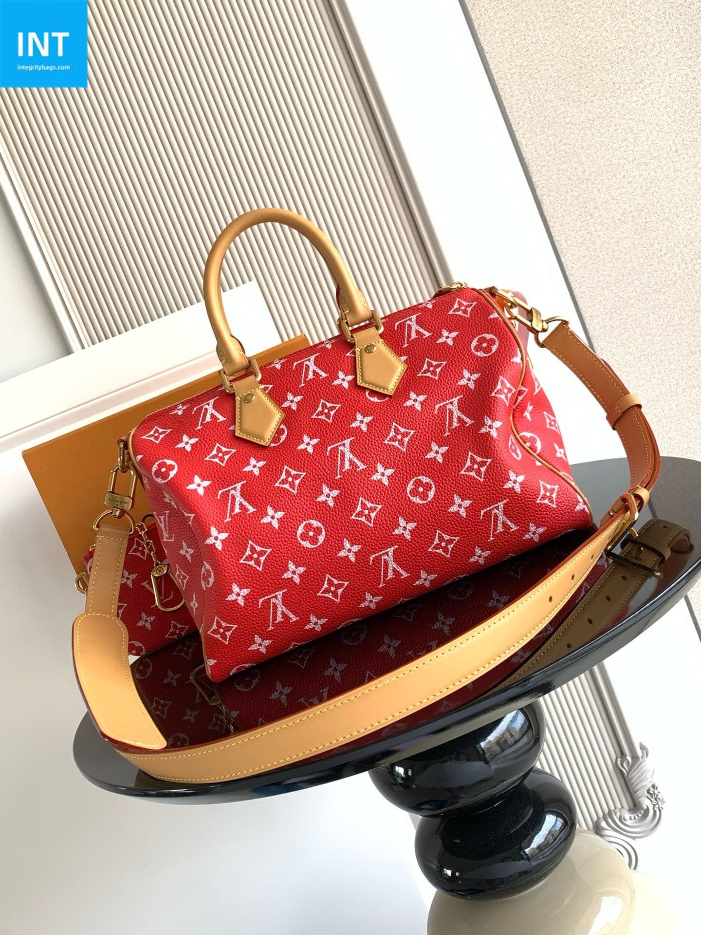 Louis Vuitton M14067 Speedy P9 Bandoulière 30