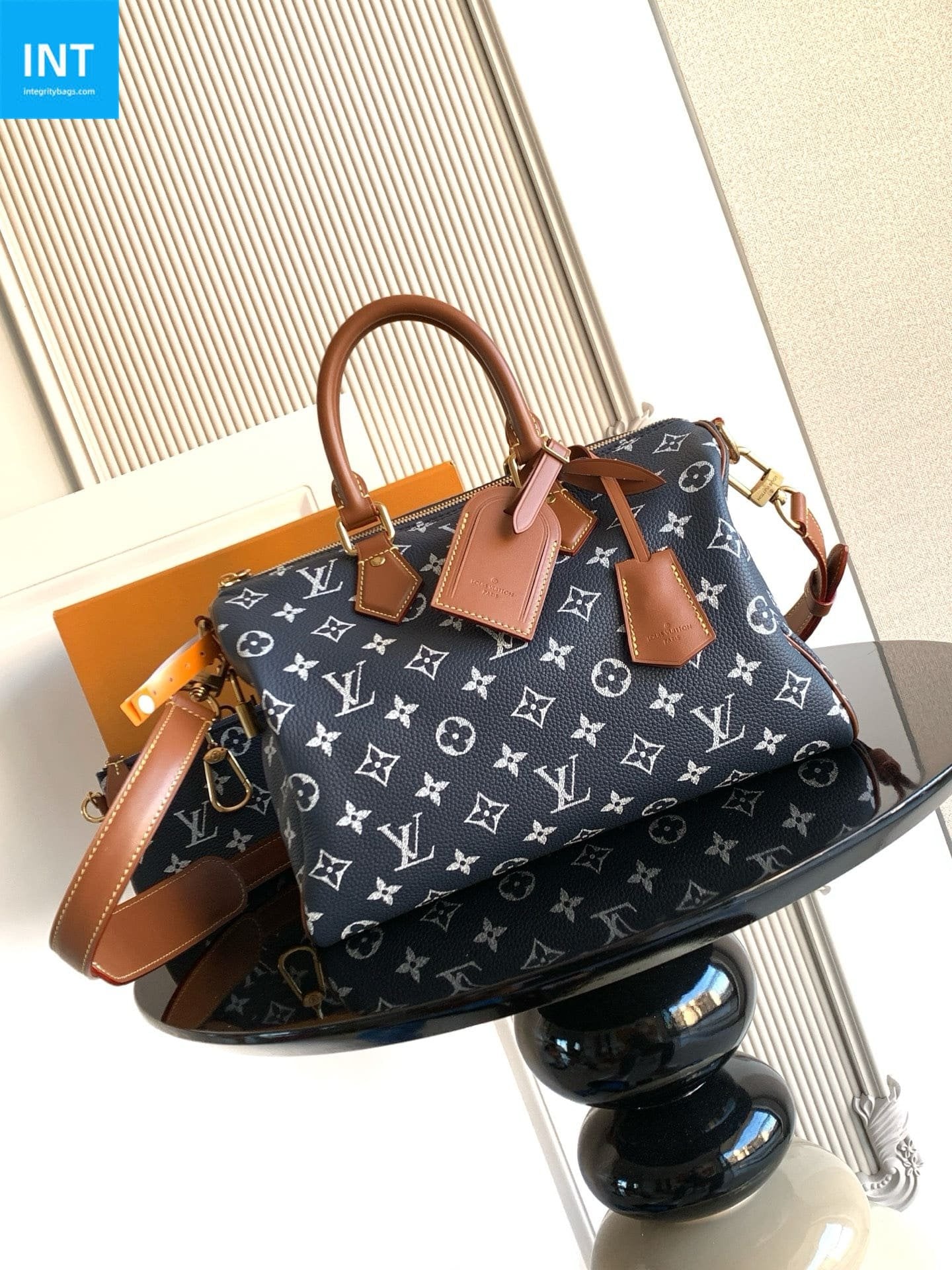 Louis Vuitton M15282 Speedy P9 30 mit Schulterriemen
