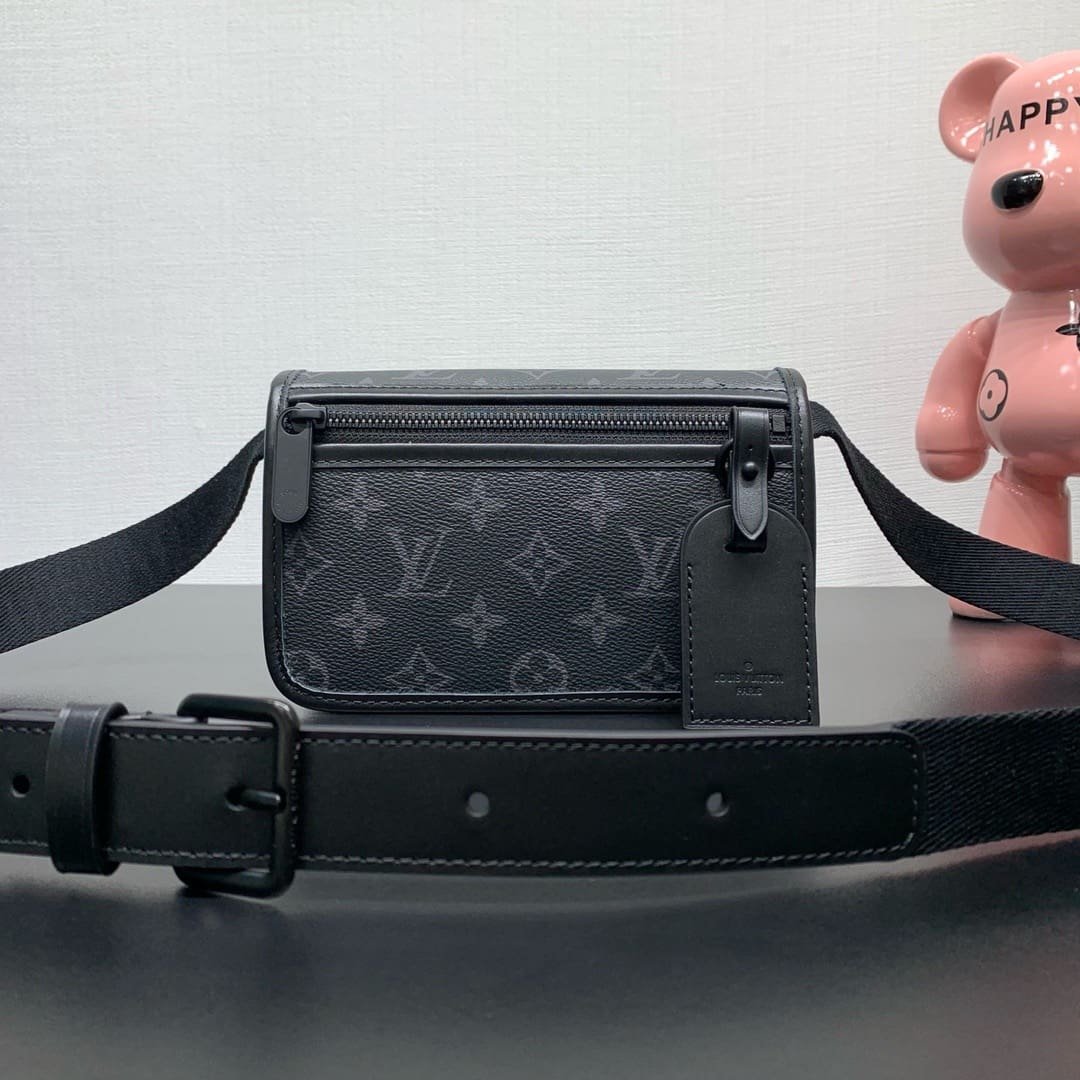 Louis Vuitton M12599 Bosphore Wearable Wallet