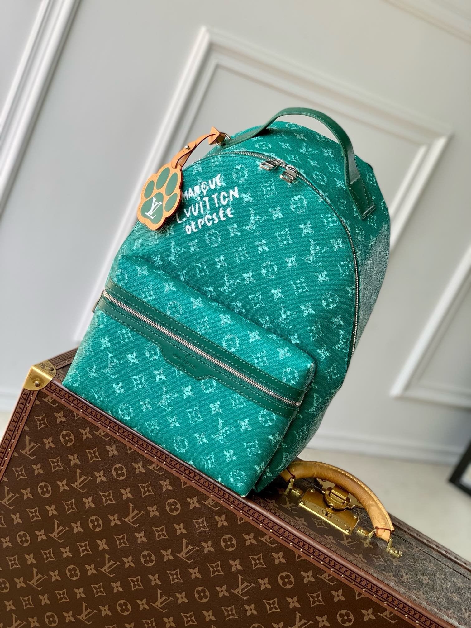 Louis Vuitton M12780 Discovery Backpack PM