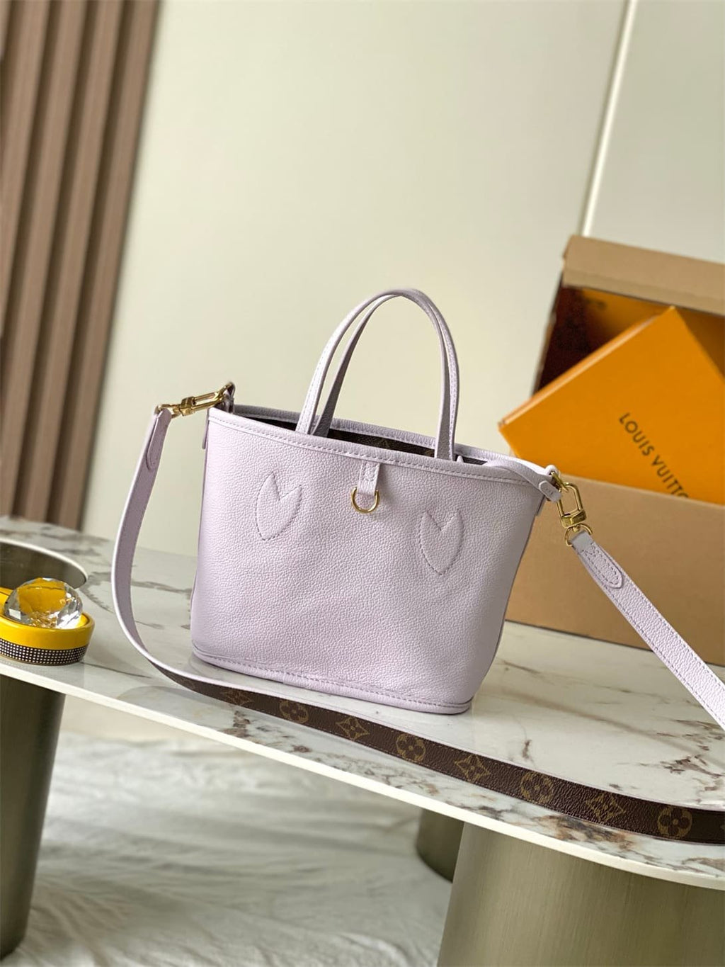 Louis Vuitton M25656 Neverfull Bandoulière Inside Out BB