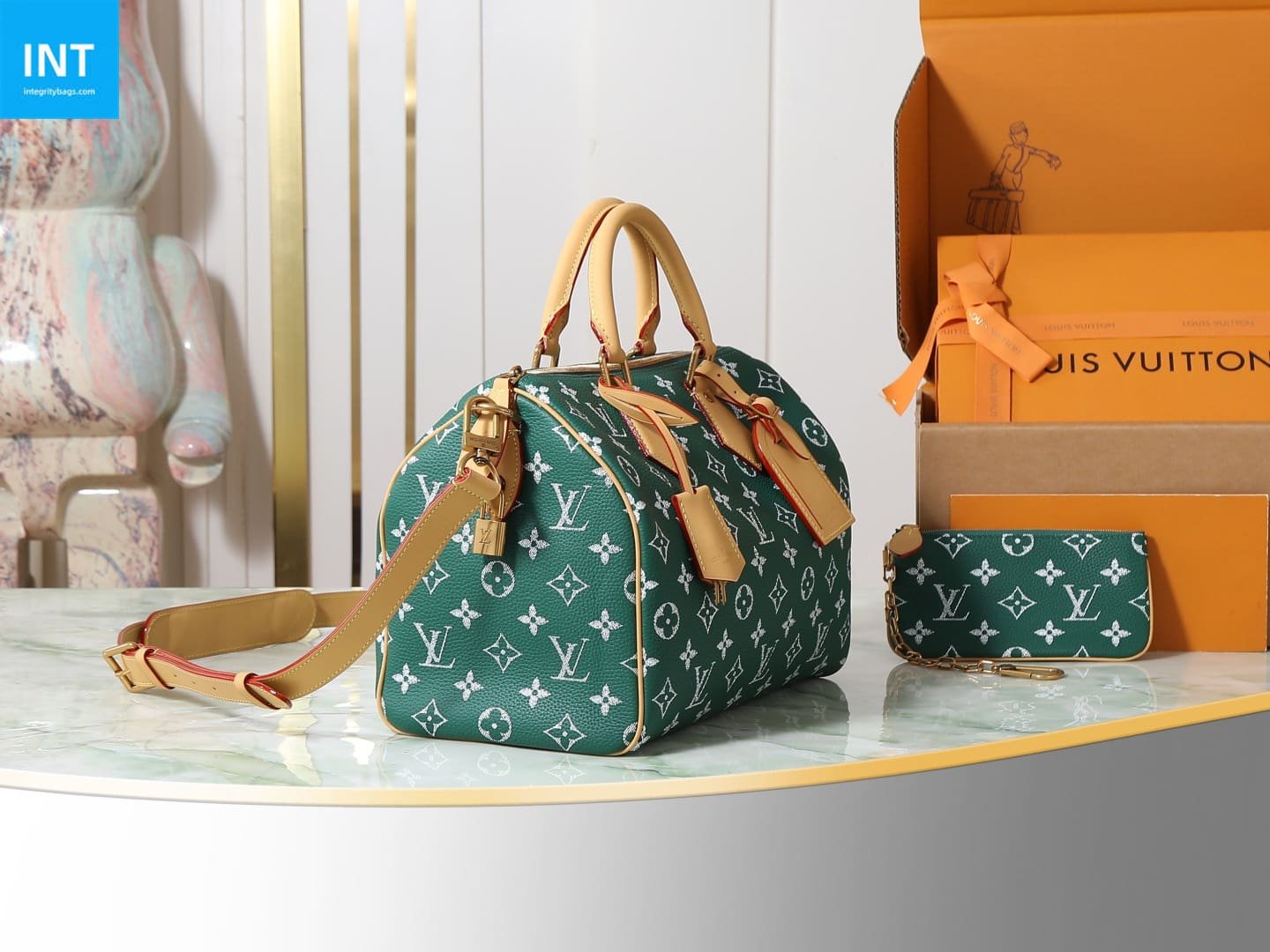 Louis Vuitton M14077 Speedy P9 Bandoulière 30