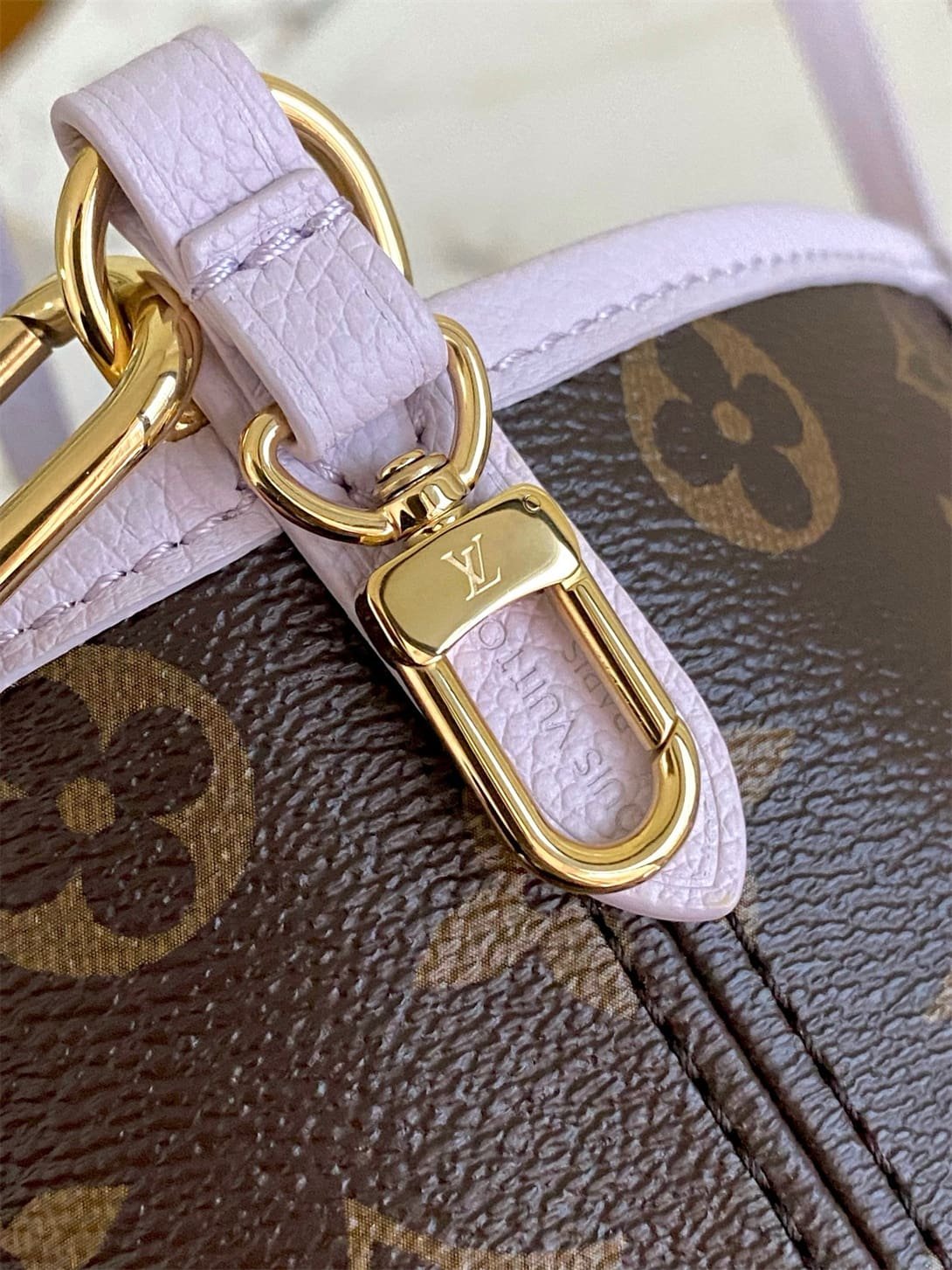 Louis Vuitton M25656 Neverfull Bandoulière Inside Out BB