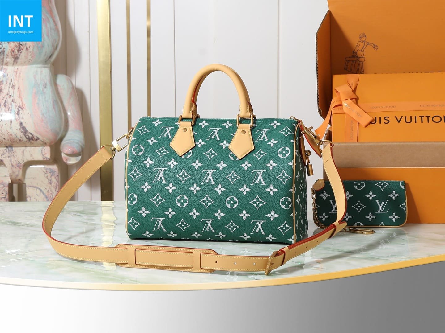 Louis Vuitton M14077 Speedy P9 Bandoulière 30