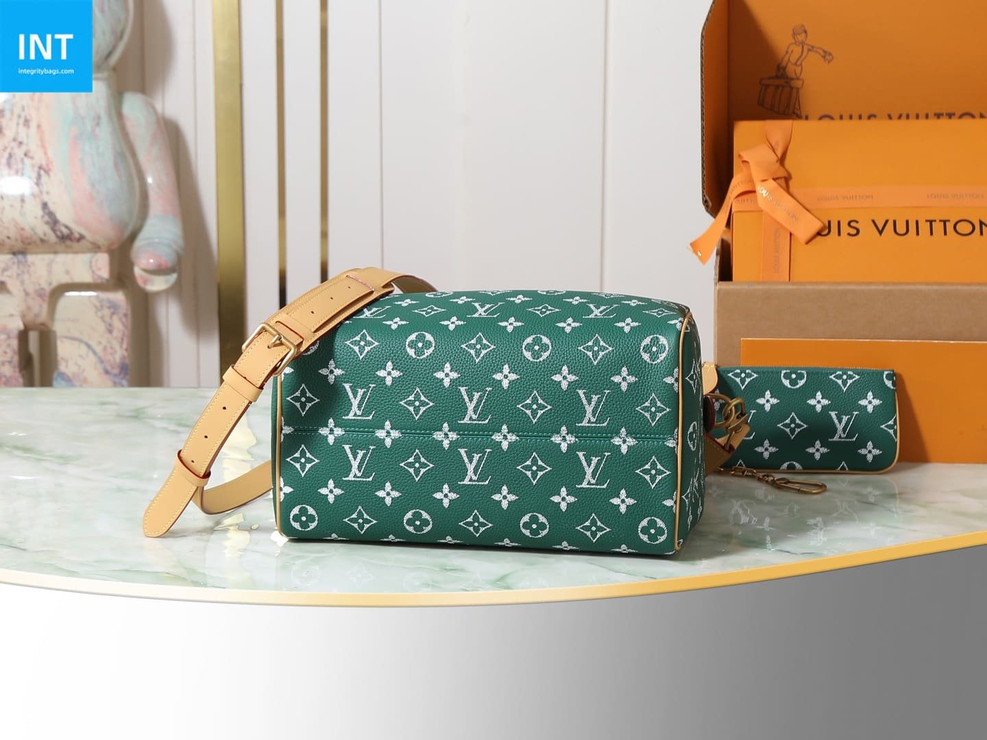 Louis Vuitton M14077 Speedy P9 Bandoulière 30